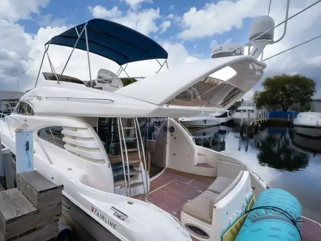 Fairline Squadron 55