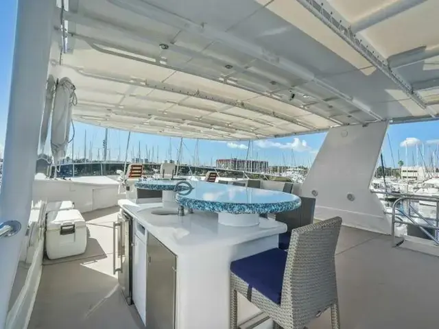 Custom Flybridge Motoryacht