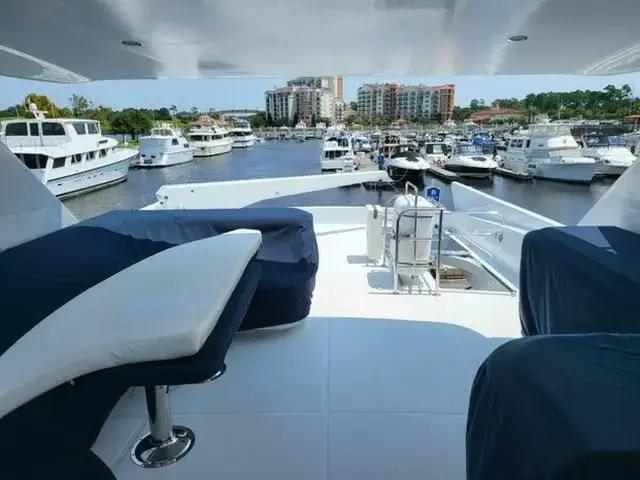 Horizon 74 Motor Yacht