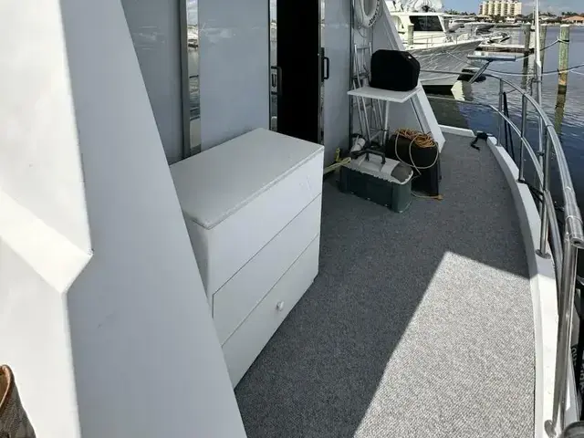 Viking Cockpit Motoryacht