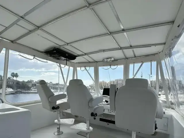 Viking Cockpit Motoryacht