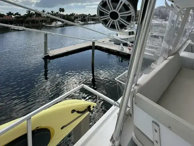 Viking Cockpit Motoryacht