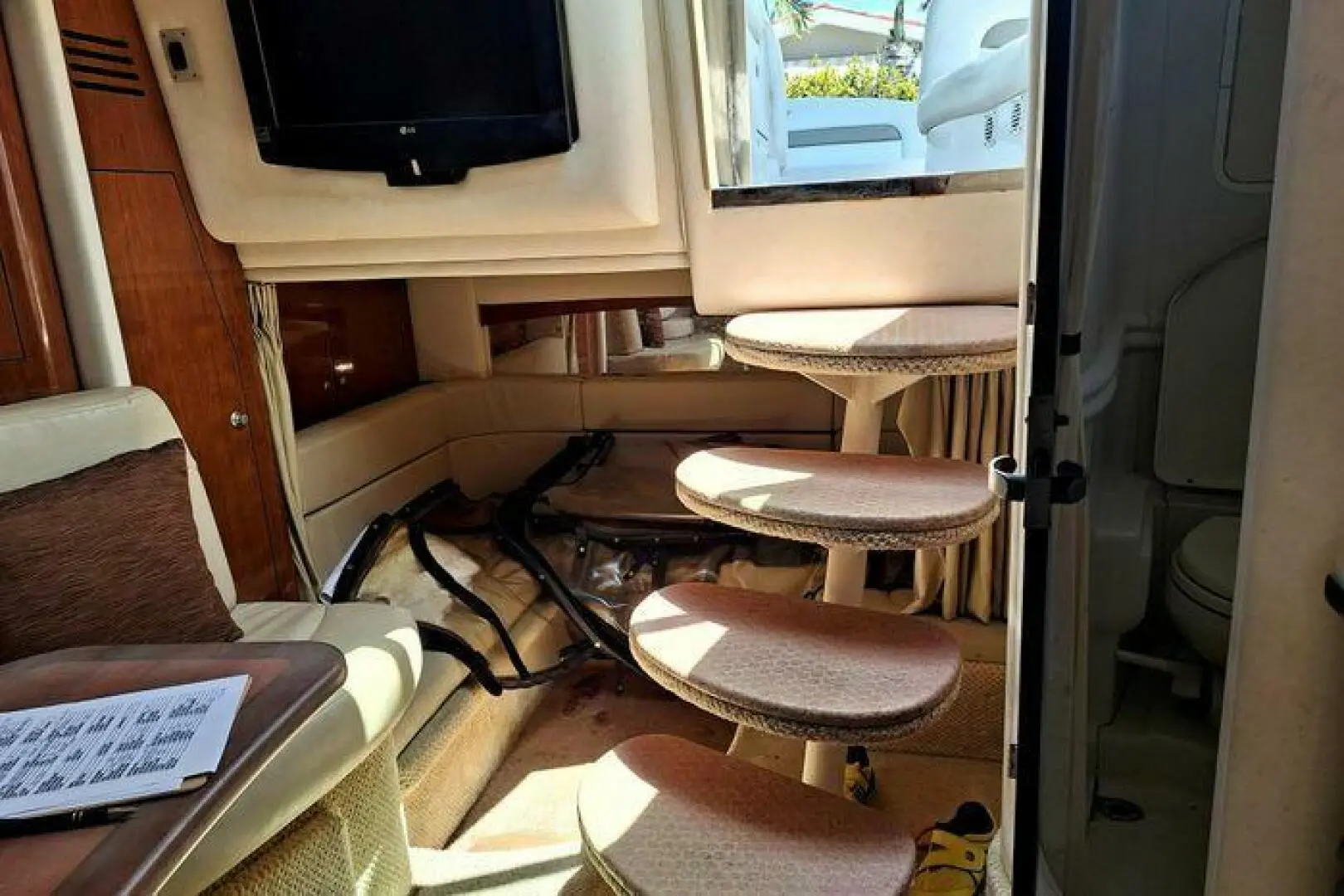 2007 Sea Ray 320 sundancer