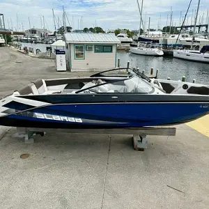 2019 Scarab Boats 255