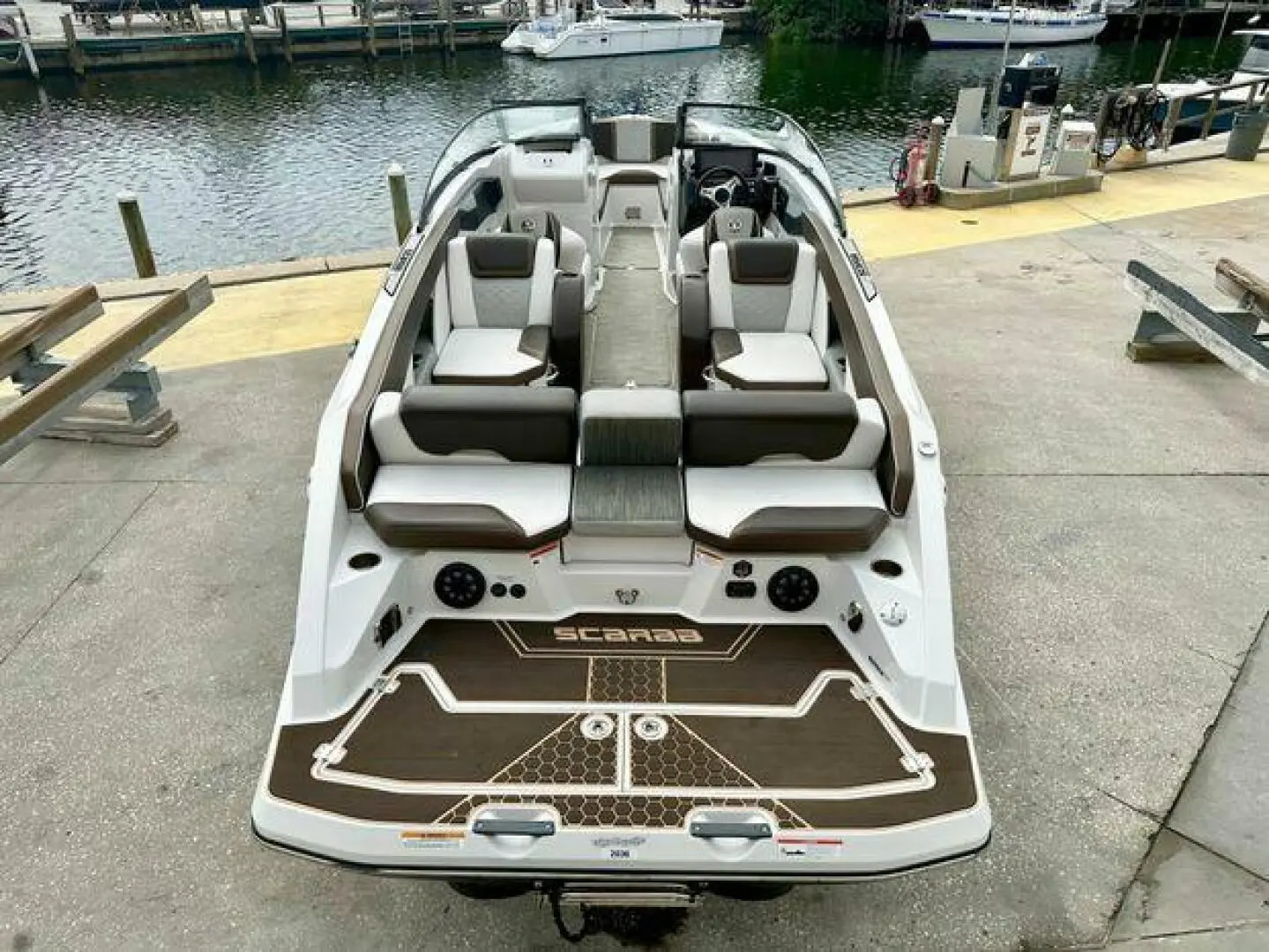 2019 Scarab 255