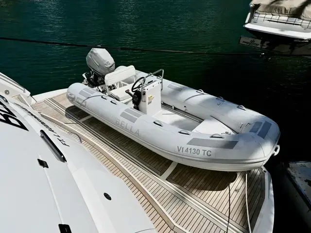 Sunseeker Yacht