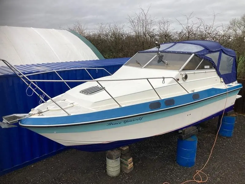 1984 Fairline sunfury 26