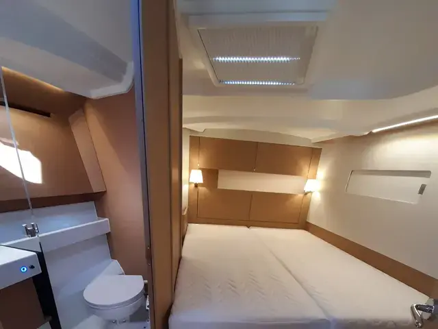 Jeanneau Sun Odyssey 410