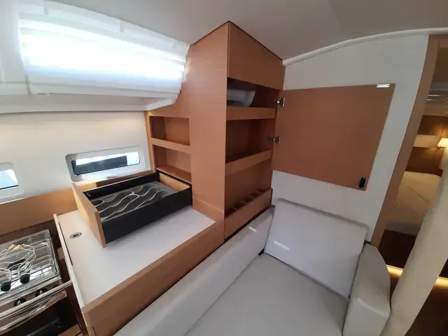 Jeanneau Sun Odyssey 410