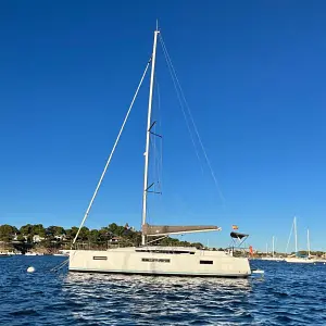 2022 Jeanneau Sun Odyssey 440