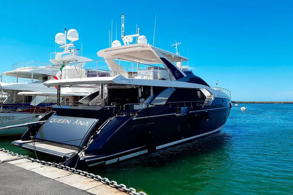 2019 Azimut 88'