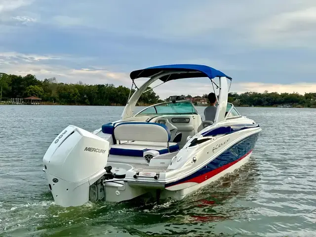 Crownline 27'