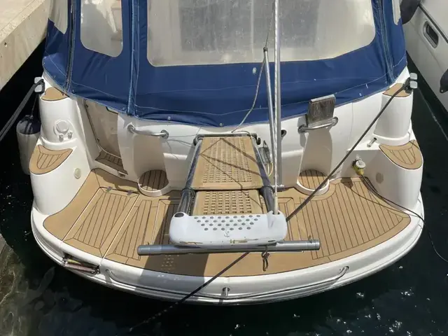 Sealine F 37