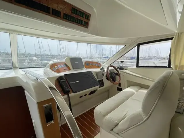 Sealine F 37