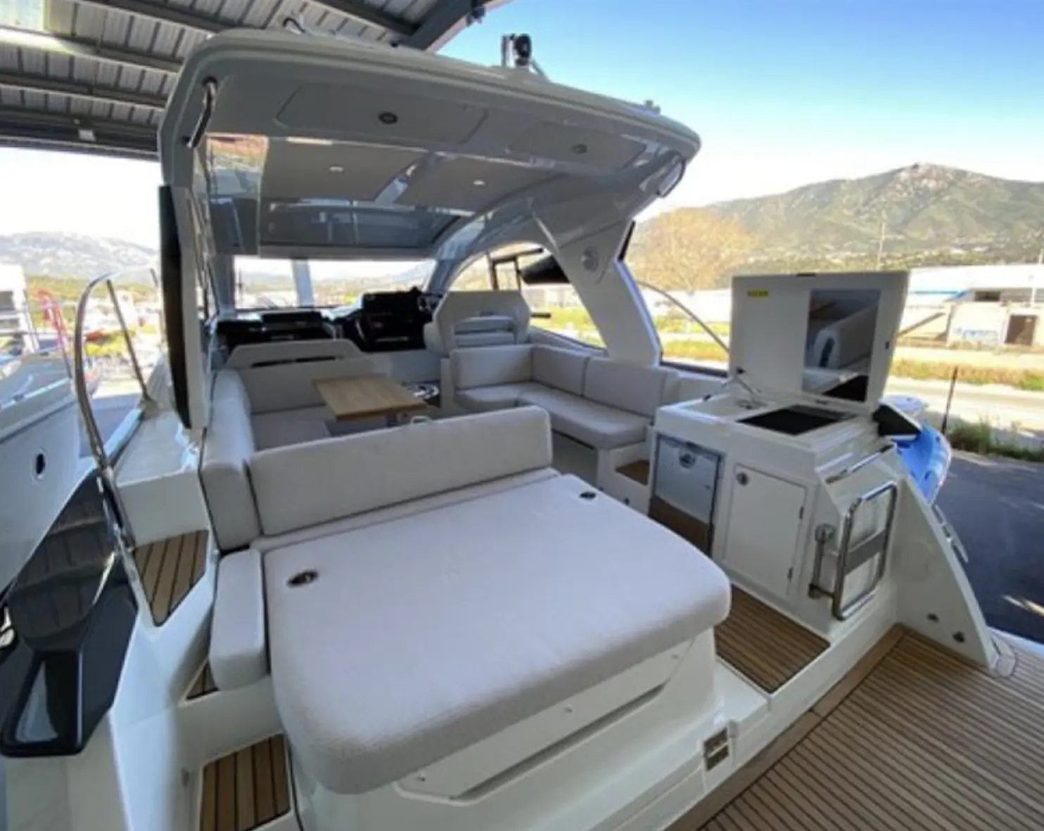 2021 Beneteau gran turismo 36