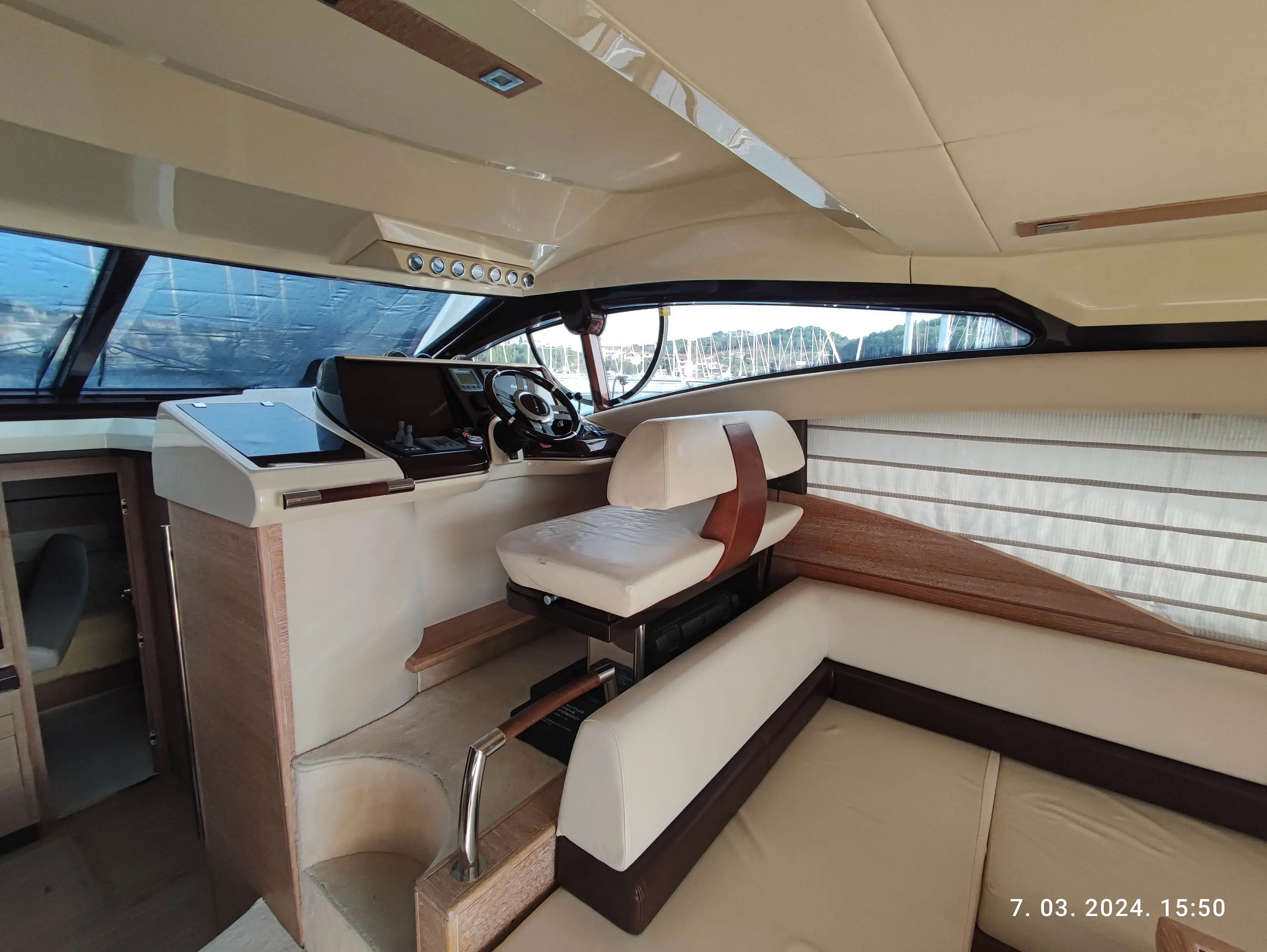 2008 Azimut 47