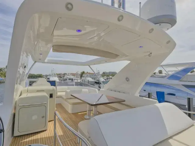 Azimut 64 Flybridge