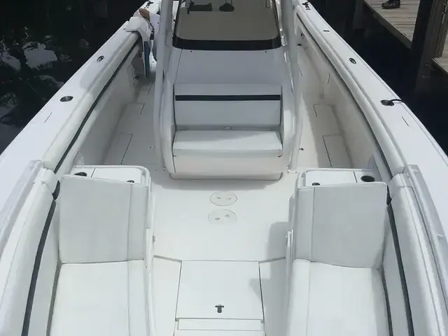 Intrepid 375 Center Console