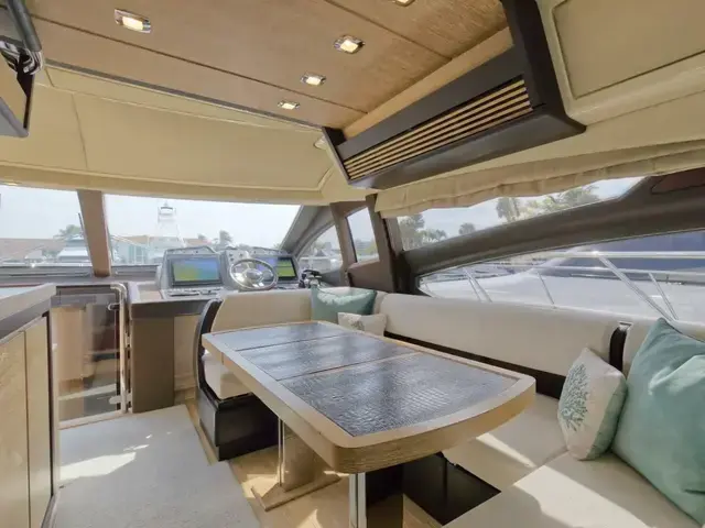 Azimut 64 Flybridge