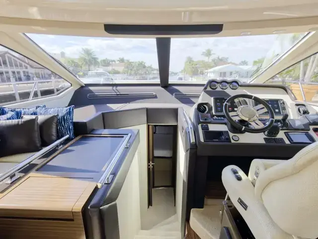 Azimut 55s