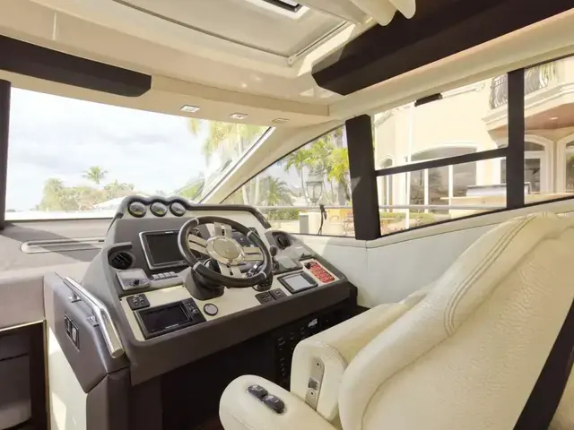 Azimut 55s