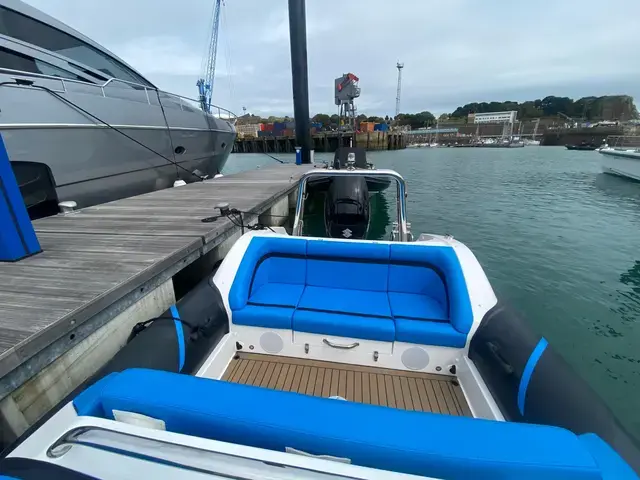 Cobra Nautique 7m