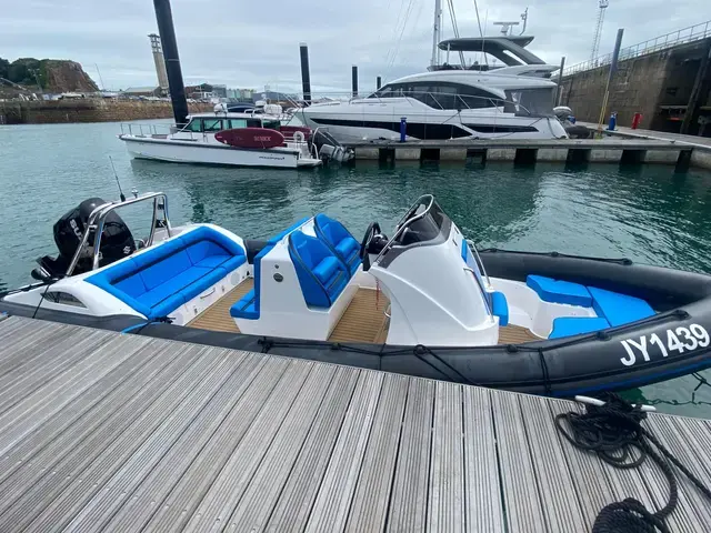 Cobra Nautique 7m