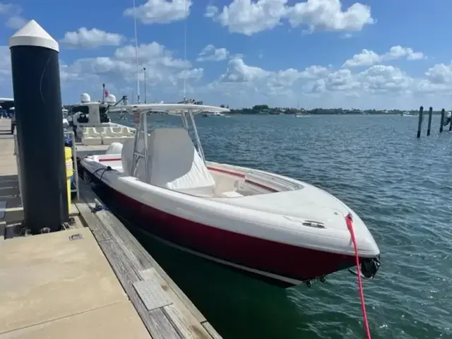 Intrepid Boats 327 Center Console