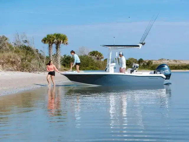 Tidewater Boats 198 CC Adventure