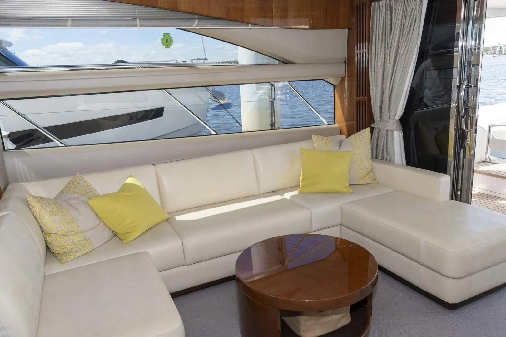 2015 Princess 56 flybridge