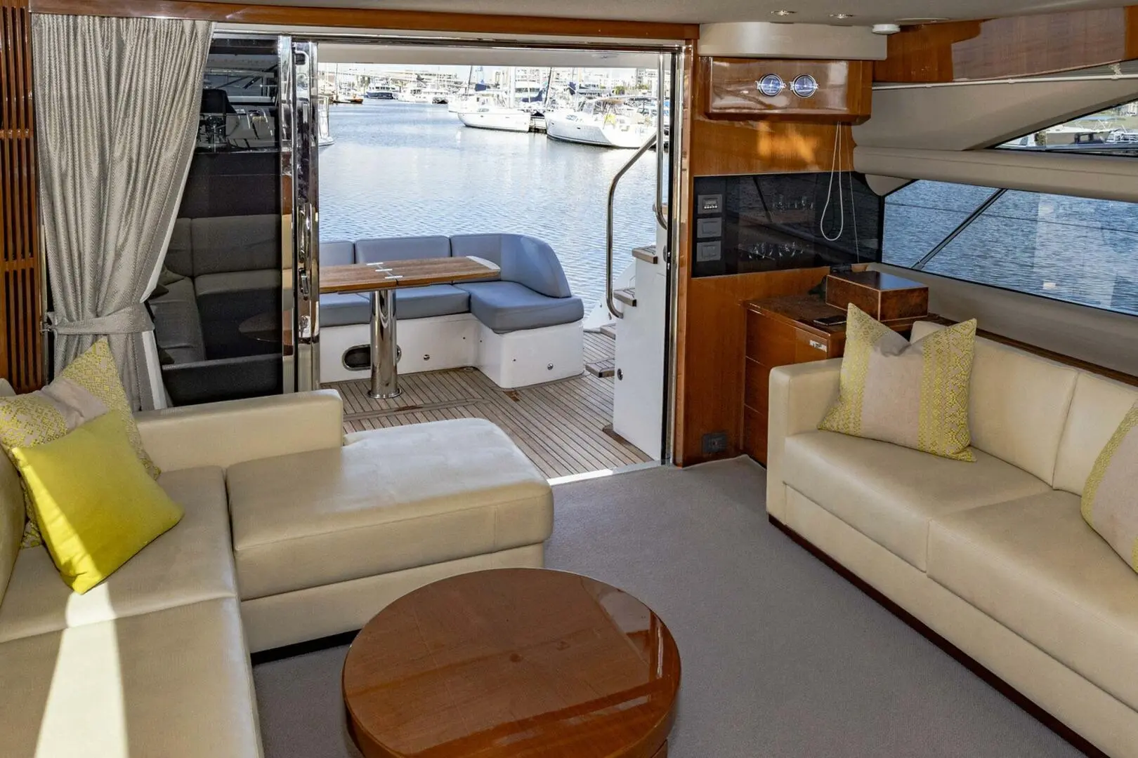 2015 Princess 56 flybridge