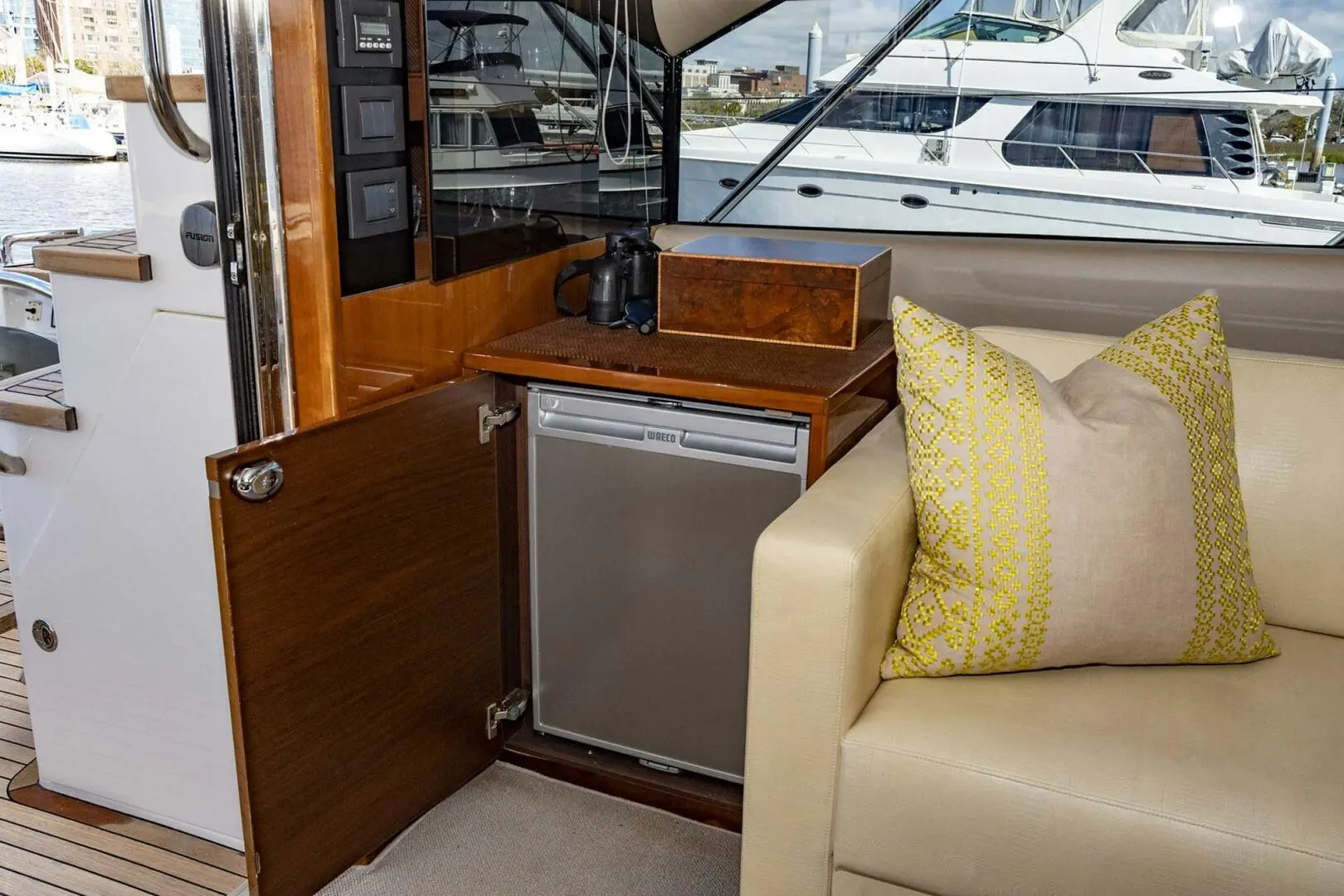 2015 Princess 56 flybridge