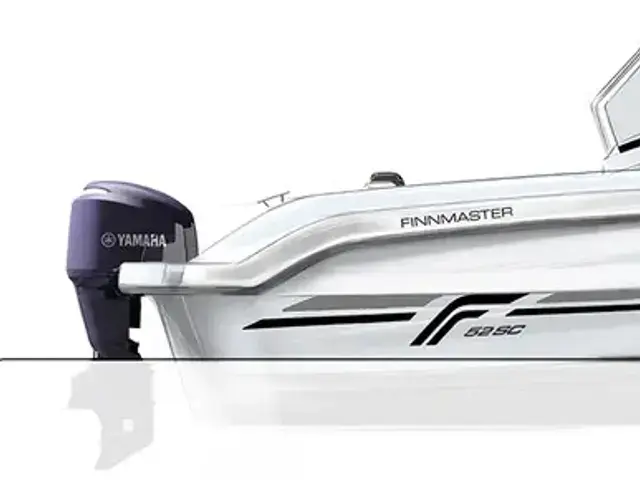 Finnmaster New  52 SC Console Boat with a Yamaha Outboard Engine