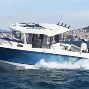 2024 Quicksilver CAPTUR 805 PilotHouse