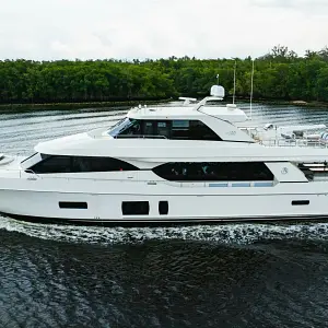 2017 Ocean Alexander 100 SKYLOUNGE