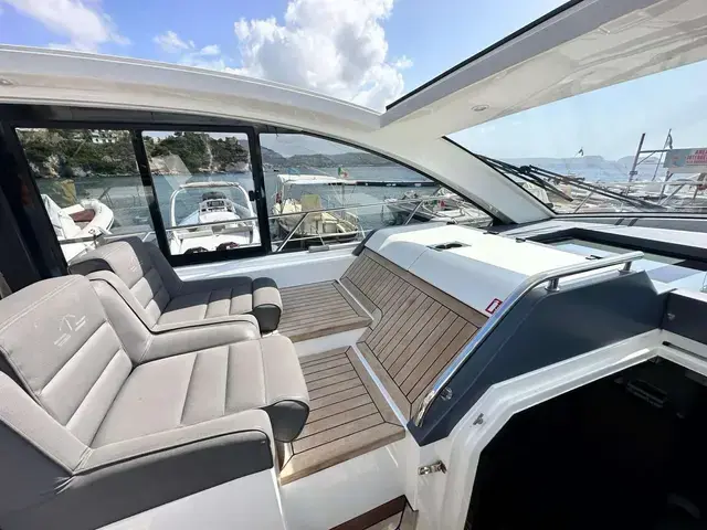 Sealine S45