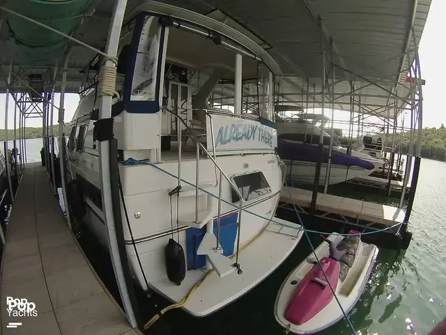 Carver 370 Aft Cabin