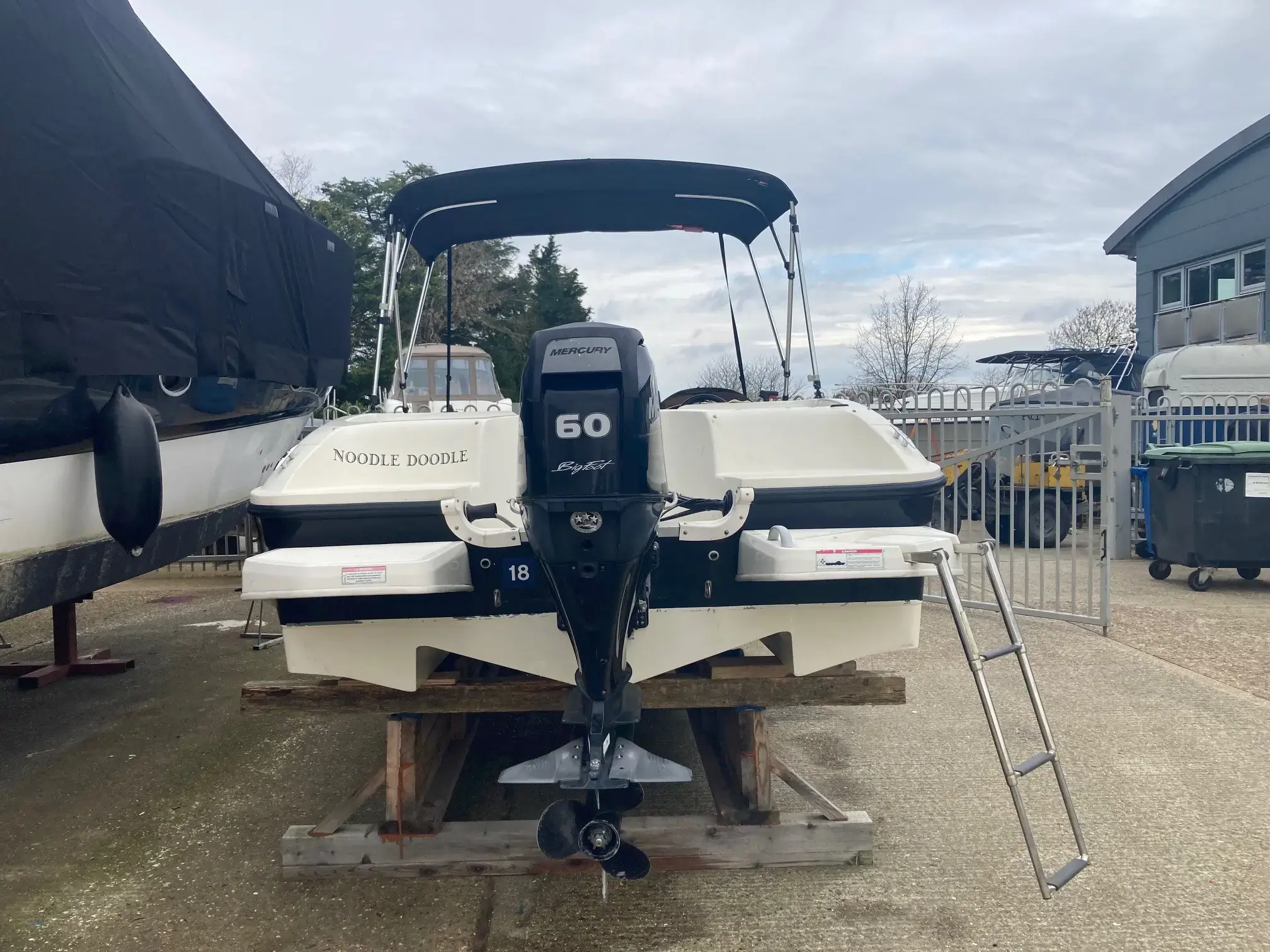 2014 Bayliner 160 element