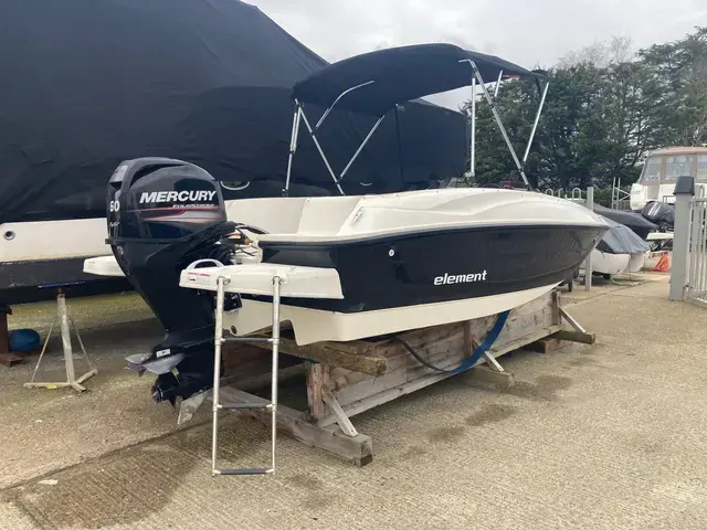 Bayliner 160 Element