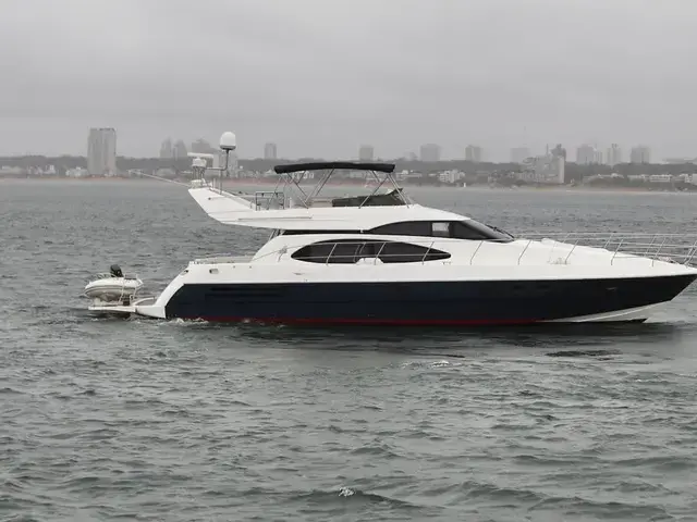 Azimut 58