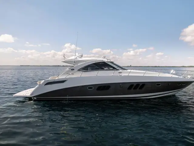 Sea Ray 54'