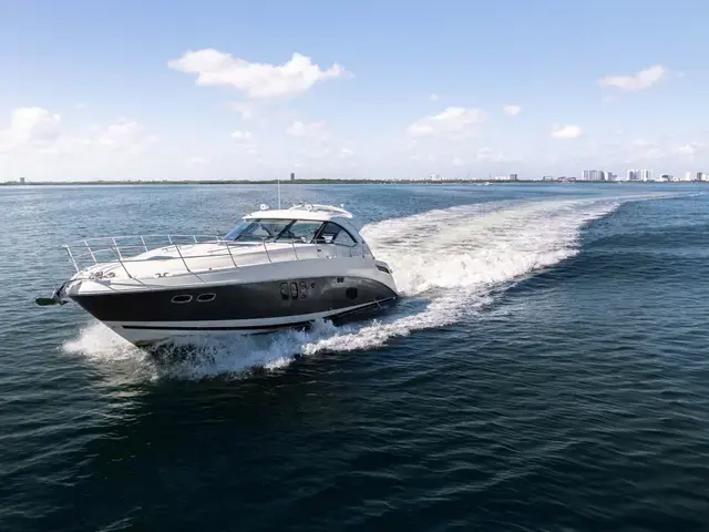 Sea Ray 54'