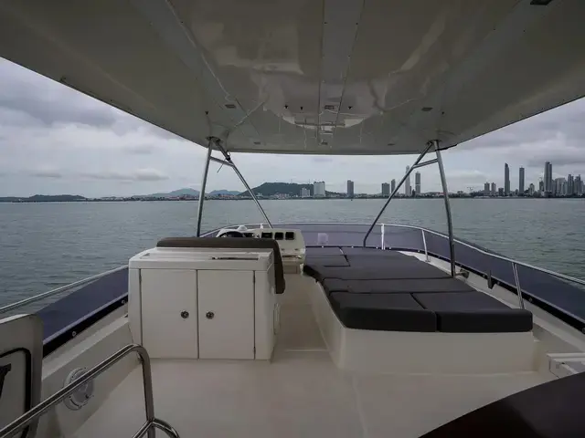 Prestige 55'