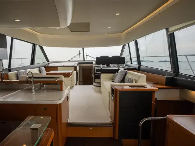 Prestige 55'