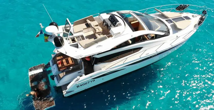 2014 Galeon 430 skydeck