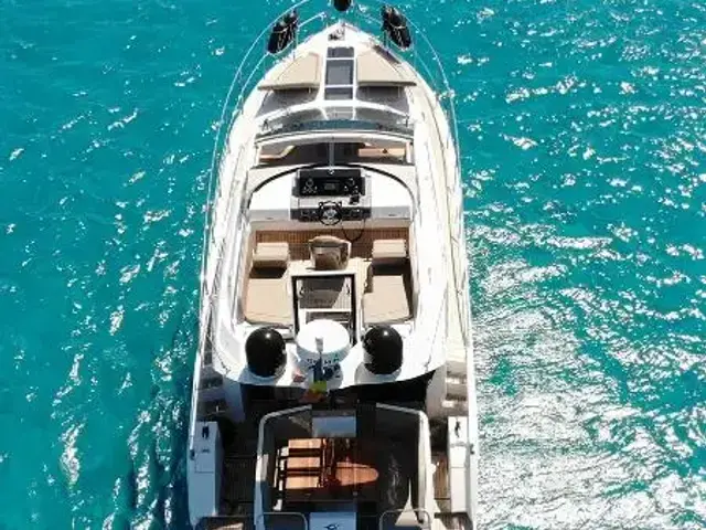 Galeon 430 Skydeck