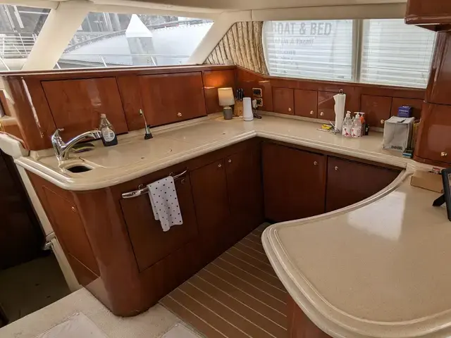 Sea Ray 56'