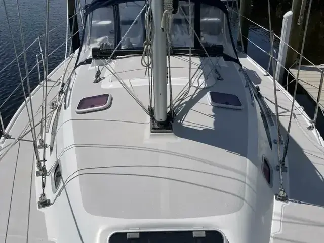 Catalina 309