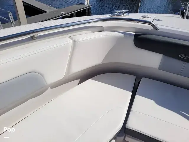 Robalo R242 Explorer