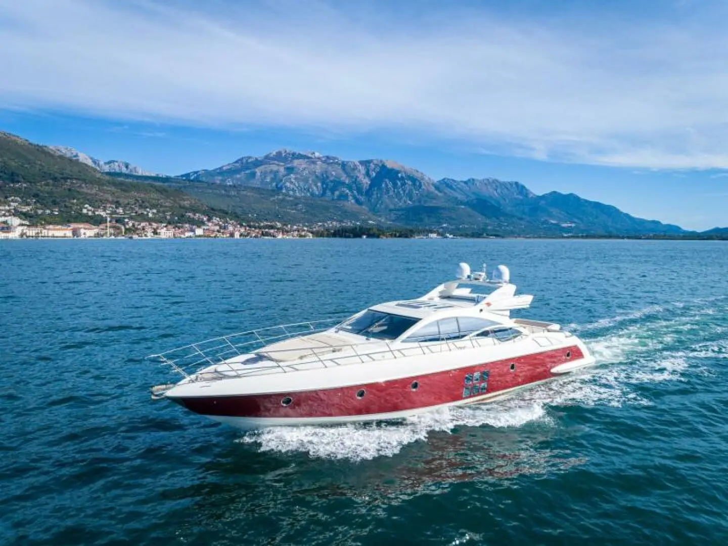 2009 Azimut 68 s